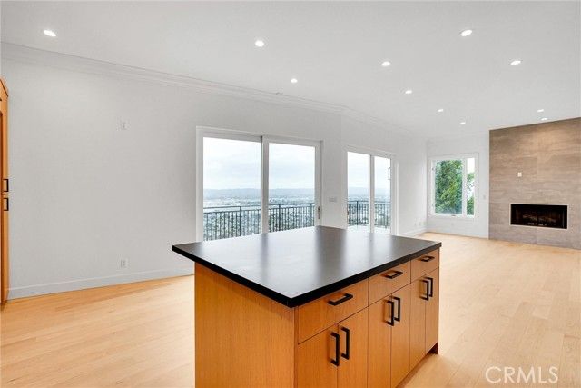 10050 Olivia Ter, Sun Valley (los Angeles), CA 91352