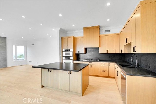 10050 Olivia Ter, Sun Valley (los Angeles), CA 91352