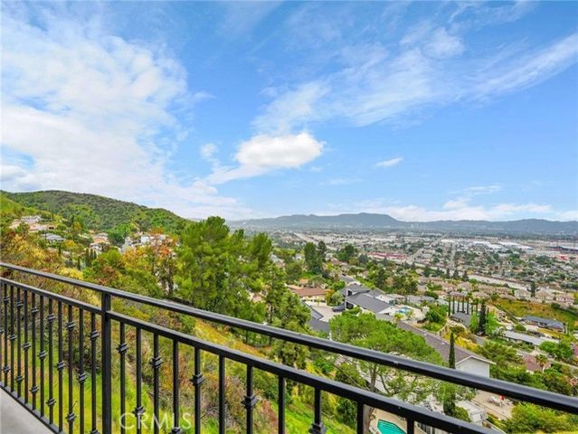 10050 Olivia Ter, Sun Valley (los Angeles), CA 91352
