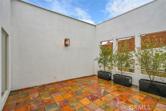 10050 Olivia Ter, Sun Valley (los Angeles), CA 91352
