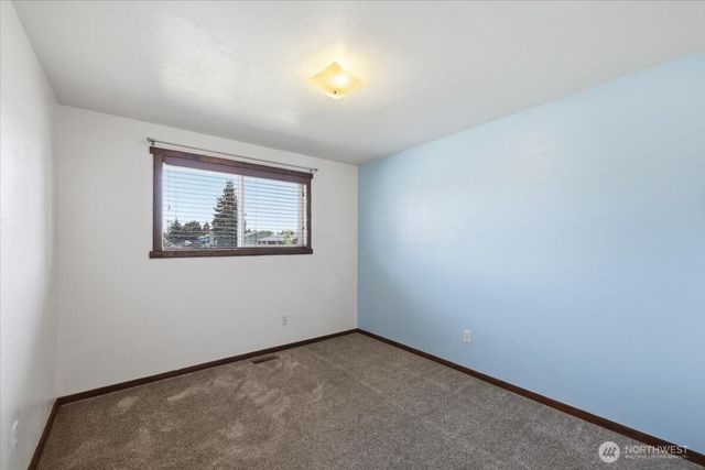 1715 N Herald Road, Spokane Valley, WA 99206