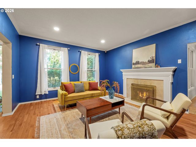 4414 Sw ELEANOR Ln, Portland, OR 97221