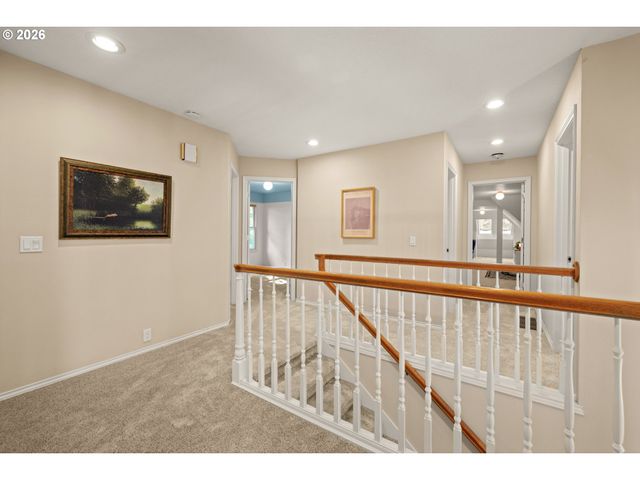 4414 Sw ELEANOR Ln, Portland, OR 97221