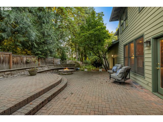 4414 Sw ELEANOR Ln, Portland, OR 97221