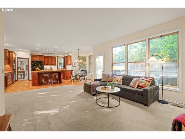 4414 Sw ELEANOR Ln, Portland, OR 97221