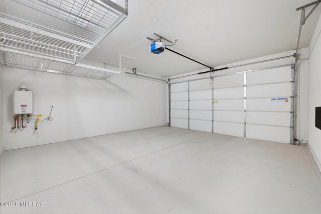 8670 N Genoa Court, Tucson, AZ 85742