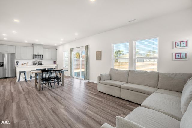 526 Winesap Drive, Graham, NC 27253