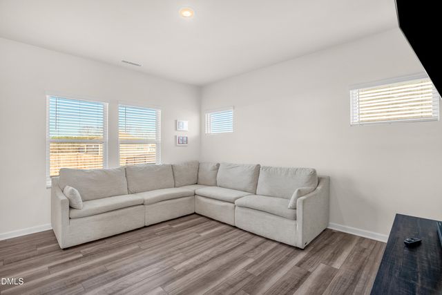 526 Winesap Drive, Graham, NC 27253