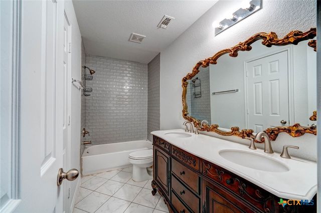 394 Pecan Meadows, New Braunfels, TX 78130