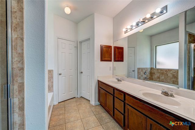 394 Pecan Meadows, New Braunfels, TX 78130