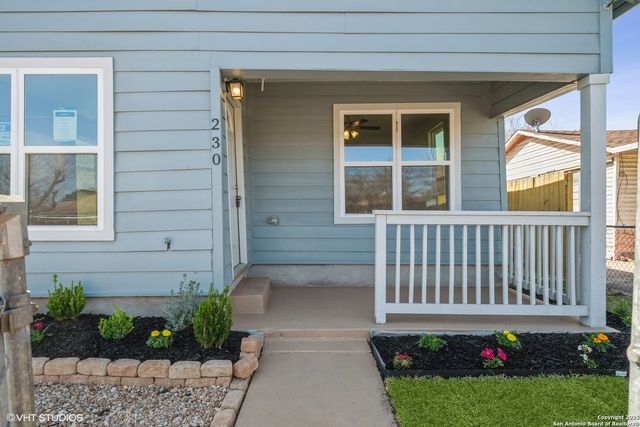 230 Micklejohn, San Antonio, TX 78207