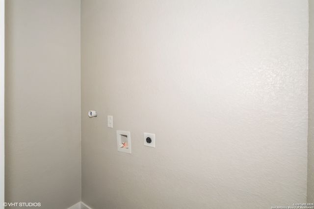 230 Micklejohn, San Antonio, TX 78207