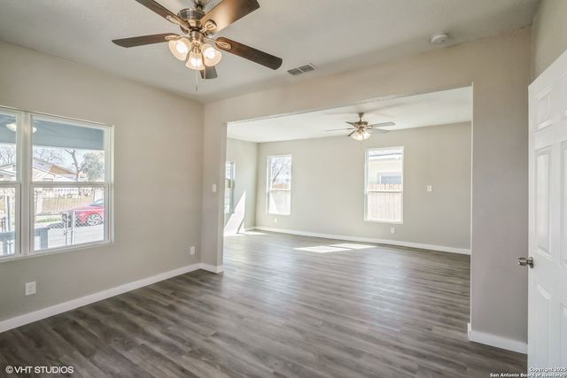 230 Micklejohn, San Antonio, TX 78207