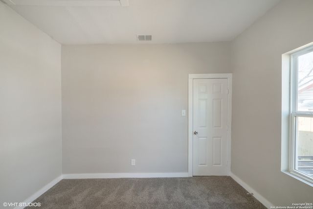 230 Micklejohn, San Antonio, TX 78207