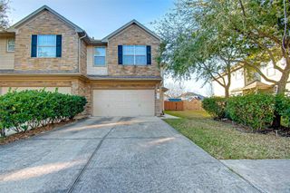 243 Drake Run Lane, Dickinson, TX 77539
