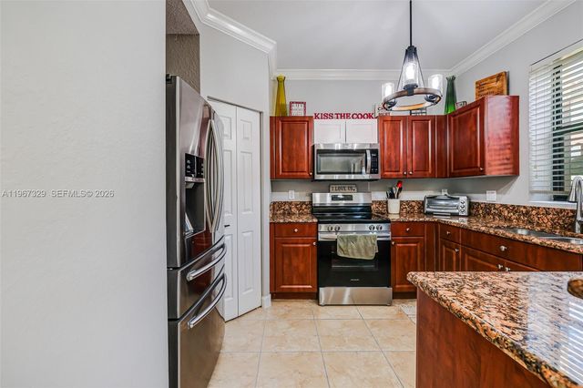 11246 SW 236th St, Homestead, FL 33032