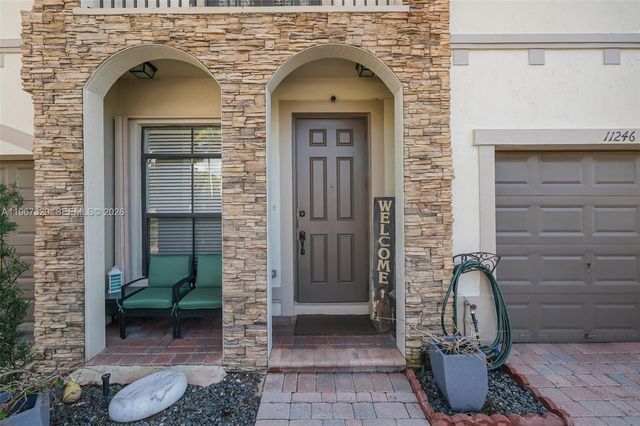 11246 SW 236th St, Homestead, FL 33032