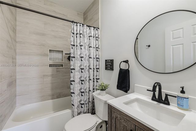 11246 SW 236th St, Homestead, FL 33032