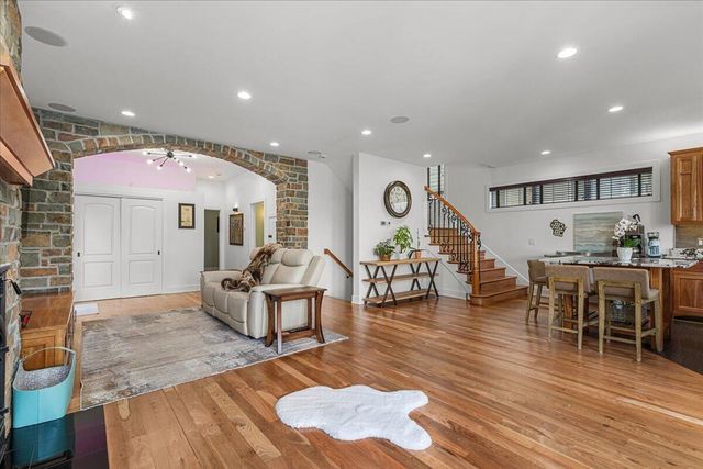 4763 Fontana Beach ROAD, West Bend, WI 53095
