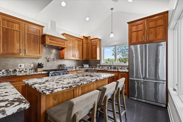 4763 Fontana Beach ROAD, West Bend, WI 53095