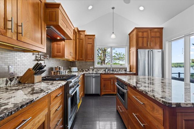 4763 Fontana Beach ROAD, West Bend, WI 53095