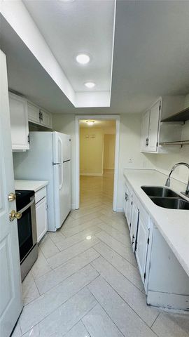 11437 Beechnut Street 1437, Houston, TX 77072