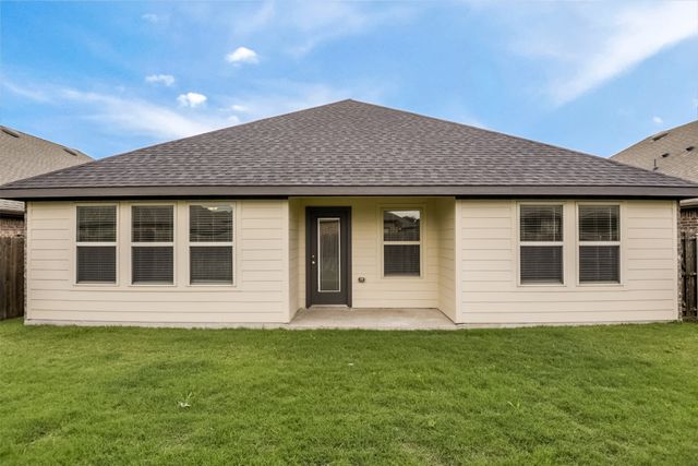 127 Garden Grove Drive, Waxahachie, TX 75165