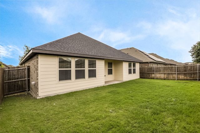 127 Garden Grove Drive, Waxahachie, TX 75165