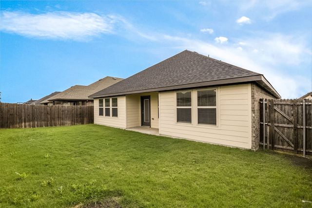 127 Garden Grove Drive, Waxahachie, TX 75165