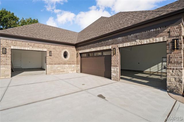 753 Silver Buck Lane, Chesterfield, MO 63005