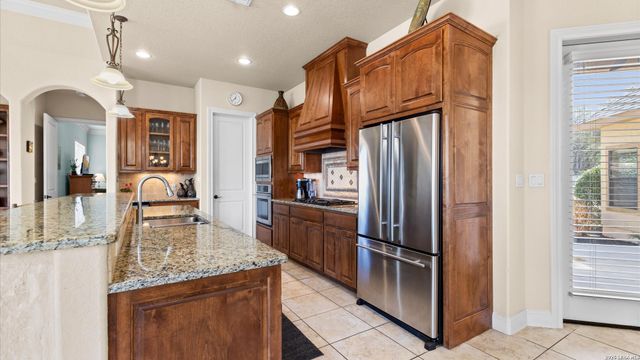 388 Scarlet, Canyon Lake, TX 78133