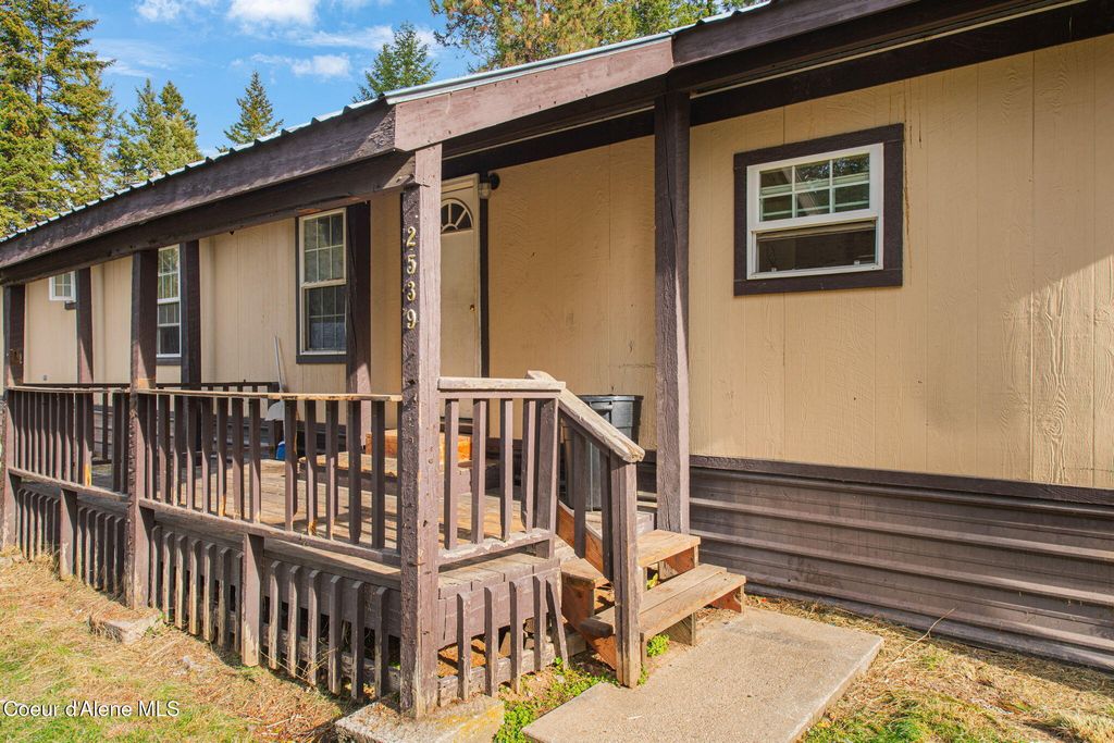 2539 Old Priest River RD, Priest River, ID 83856 photo 4