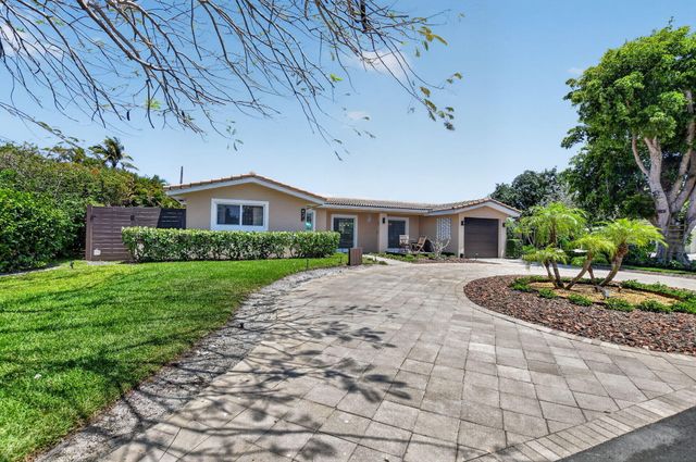 424 SW 7th Way, Boca Raton, FL 33486