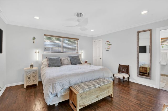 424 SW 7th Way, Boca Raton, FL 33486