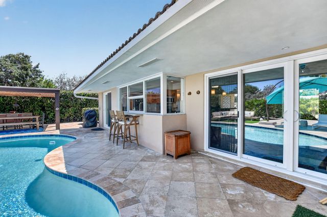 424 SW 7th Way, Boca Raton, FL 33486