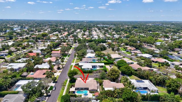 424 SW 7th Way, Boca Raton, FL 33486