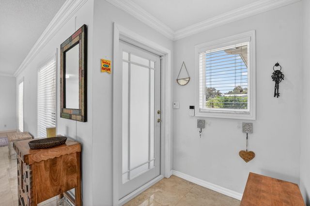 424 SW 7th Way, Boca Raton, FL 33486