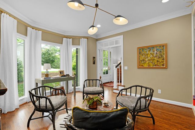 2404 Woodlair Way, Signal Mountain, TN 37377