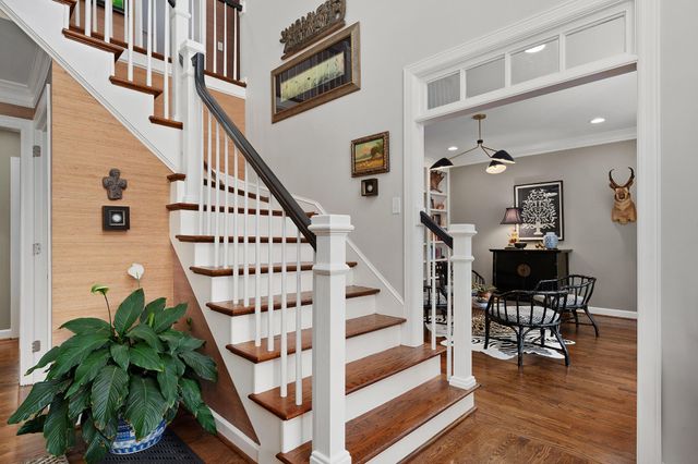 2404 Woodlair Way, Signal Mountain, TN 37377