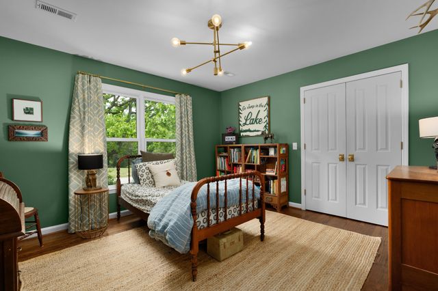 2404 Woodlair Way, Signal Mountain, TN 37377