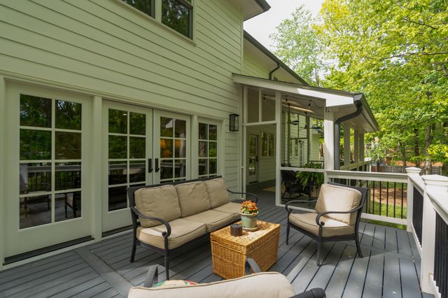 2404 Woodlair Way, Signal Mountain, TN 37377