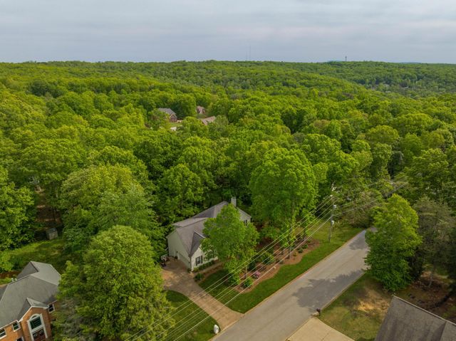 2404 Woodlair Way, Signal Mountain, TN 37377