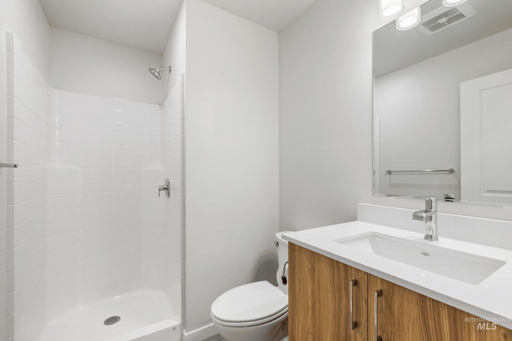 2218 W Kootenai, Boise, ID 83705 photo 5