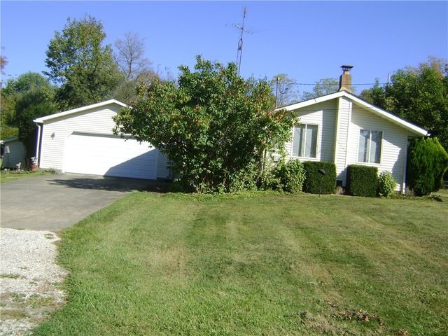 2092 McArthur Road, Jamestown, PA 16134