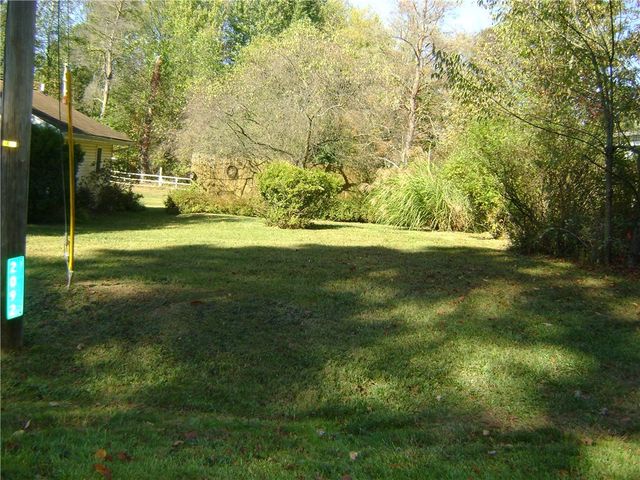 2092 McArthur Road, Jamestown, PA 16134