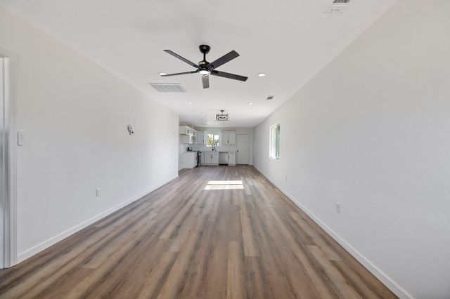 1344 S Liberty Street, Visalia, CA 93292