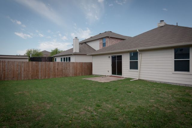 590 Arthur Drive, Lavon, TX 75166