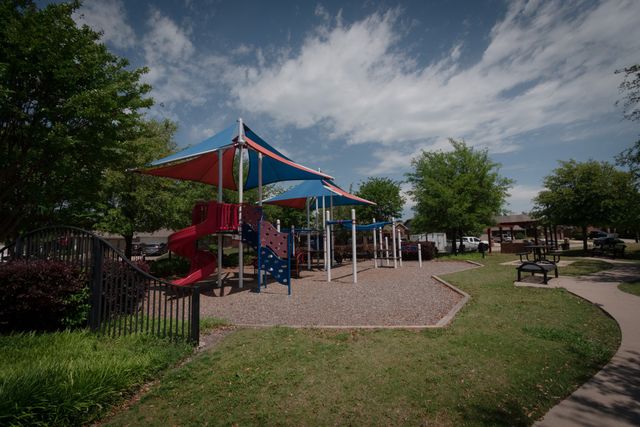 590 Arthur Drive, Lavon, TX 75166