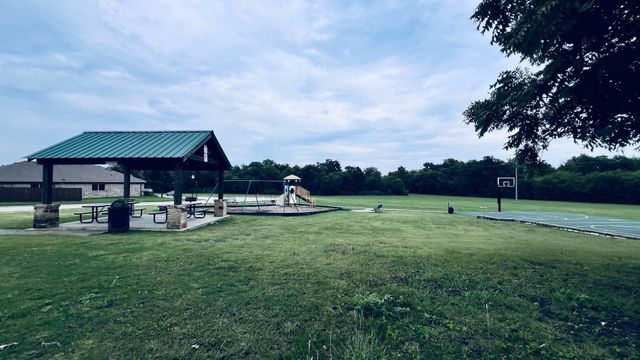 590 Arthur Drive, Lavon, TX 75166