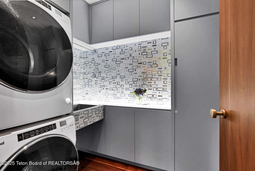 200 N WEST RIDGE Road, Jackson, WY 83001 photo 10